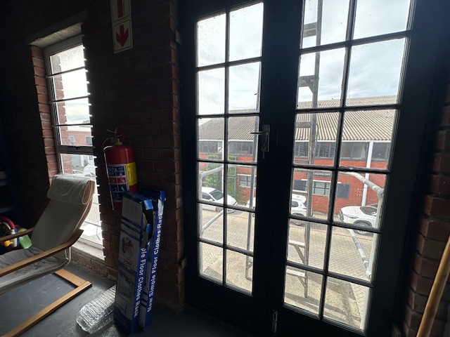 To Let commercial Property for Rent in Maitland Western Cape